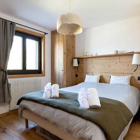 Familial Renove Au Pied Des Pistes Avec Grand Balcon Et Parking - Moriond - Fr-1-664-20 Courchevel